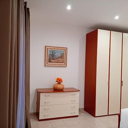 Casa Adelina - Appartamento Pallanza Centro Verbania Exterior foto